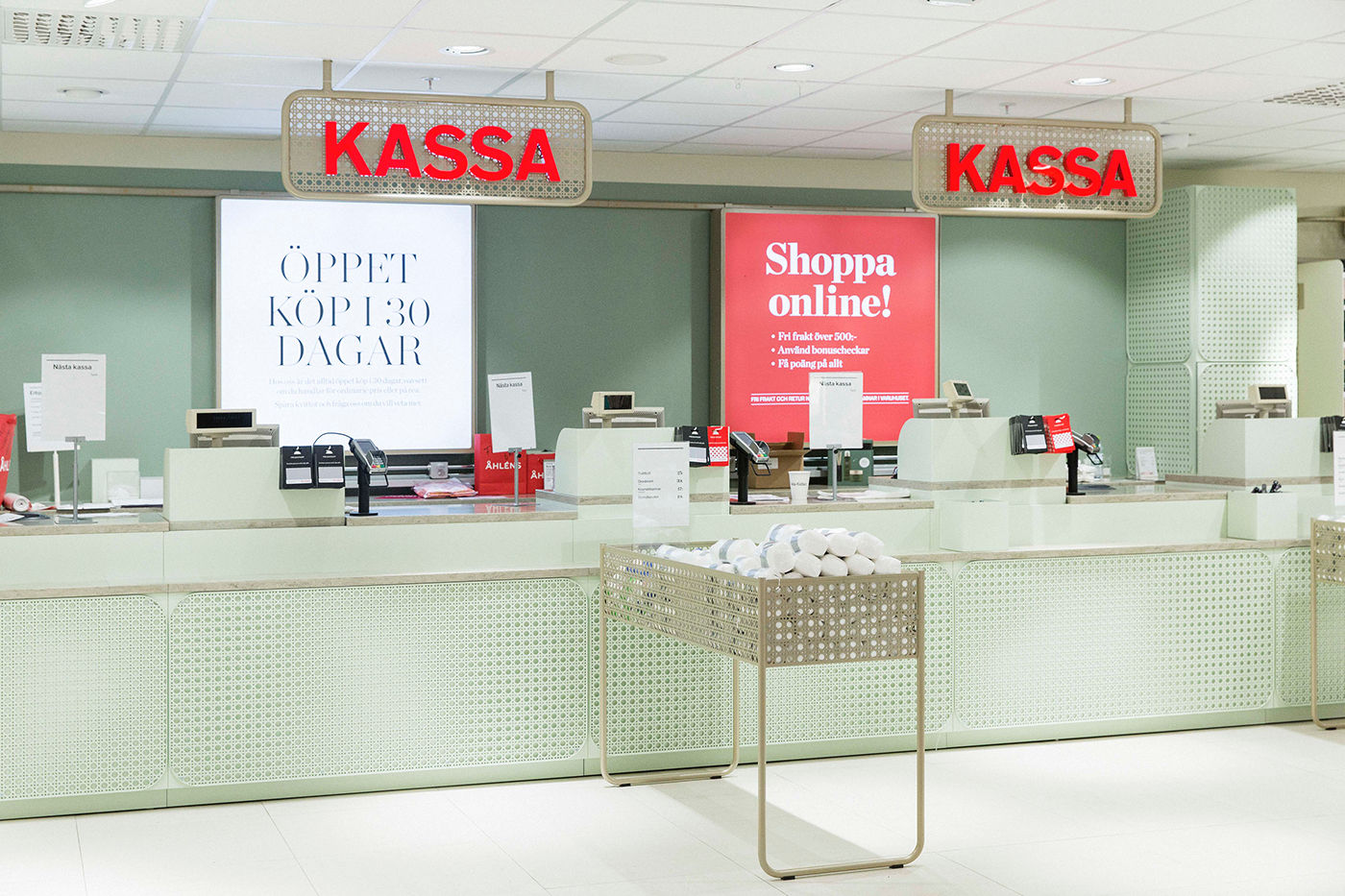 Åhléns kassadisk, butikskoncept, kassadisk